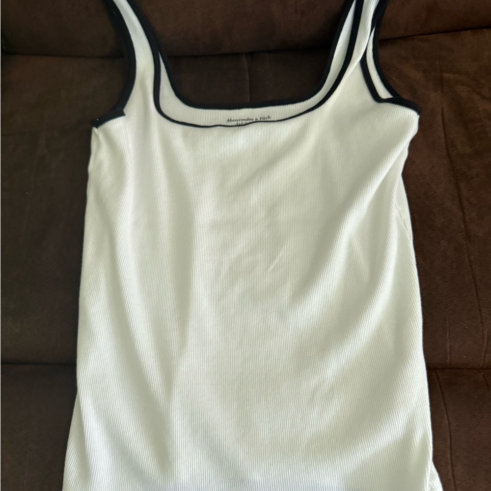 Abercrombie & Fitch White Tank with Black Trim - Picture 6 of 6